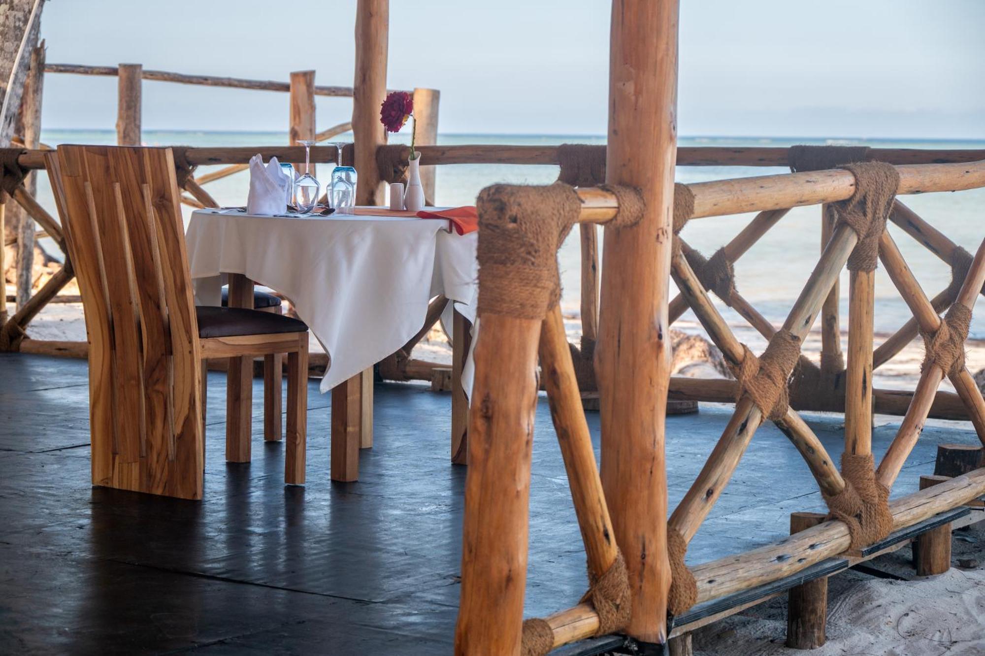 Royal Mandarin Hotel & Resort Pwani Mchangani Zewnętrze zdjęcie